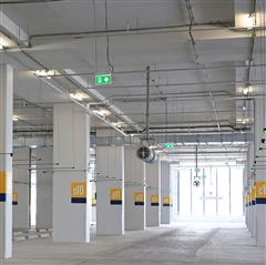 BT04-01230_2.jpg